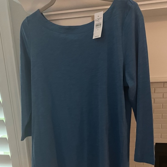 NWT blue top - Picture 2 of 4